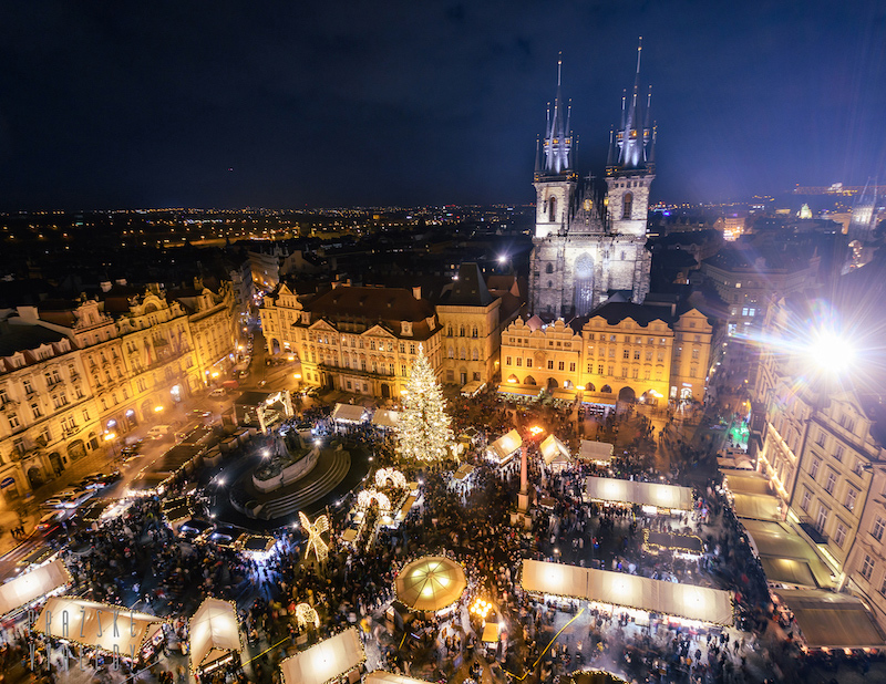 vánoční trhy praha staroměstské náměstí