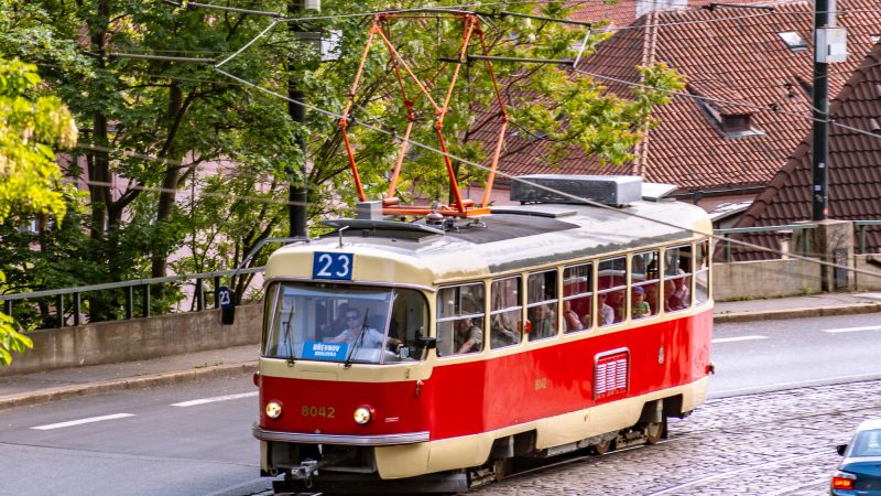 The best way how to get around Prague